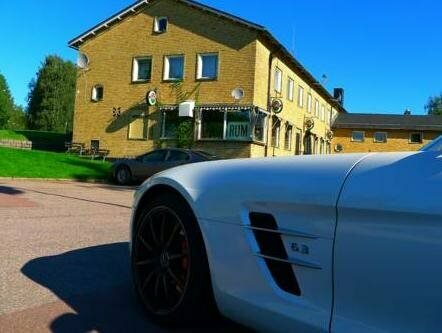 Grums Old House, Забронировать Отель Отели Vänern 3 звезды, 3*