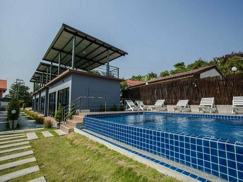 Rublom Resort, Забронировать Курортный отель Отели Пхетчабури с парковкой, рядом с Пляж Чао-Самран, Парковка