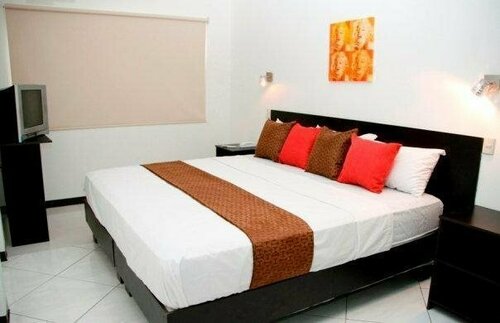 Tabuba Guest House, Book Pension Guayaquil Guayas