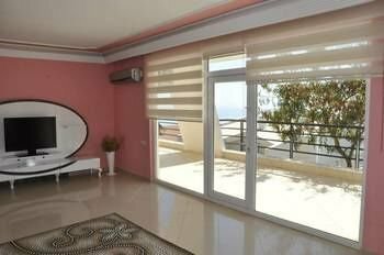 Alanya Deniz Villa, Забронировать Вилла Отели Побережья Алании с бассейном, Бассейн
