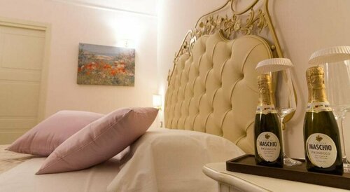 Palazzo Tasca Guest House & Luxury Suite, Забронировать Гостевой дом Отели в центре Ното, в центре, Парковка