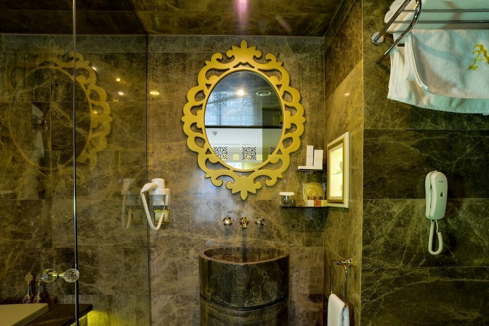Altin Otel
