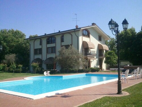 Agriturismo Corte Trincerone, Забронировать Фермерский дом Отели в центре Мантуя, в центре, Завтраки, Парковка