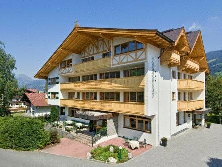 Alpen Glück Hotel Kirchberger Hof, Prenota Hotel Hotel a Tirolo con piscina, Piscina