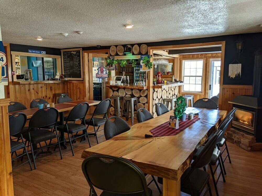 The Crabbe Mountain Inn