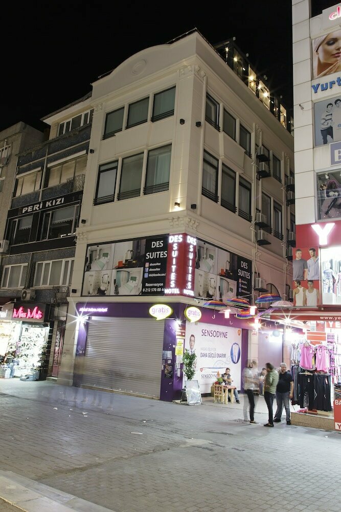 Des Suites Hotel