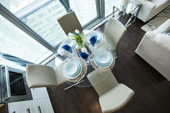 Royal Stays Condominiums - Downtown