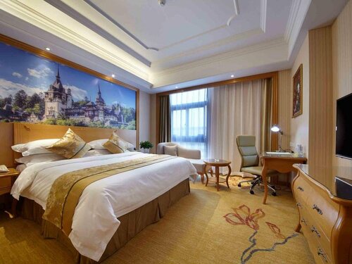 Vienna International Shanghai Baoshan Cruise, Boek Hotel Shanghai Hotels met Parkeerplaats, Parkeren