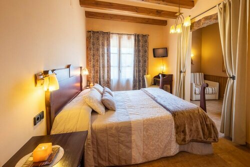 Cal Ros, Buchen Sie Hotel Calonge de Segarra 