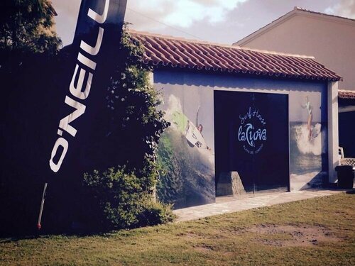 La Curva Surfhouse, Забронировать Отель Лоредо Рибамонтан-аль-Мар