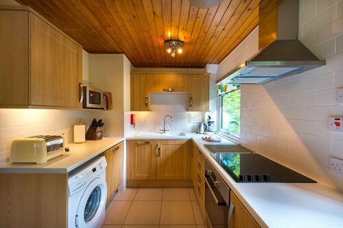 Kestrel Lodge with mountain view free wifi, Забронировать Дом для отпуска Отели Крианларич с парковкой, Парковка