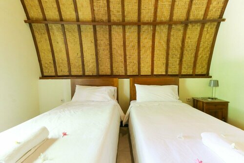 Ratu Cottage by OurStory Travels, Забронировать Дом для отпуска Отели Нуса Пенида с завтраком, рядом с Бухта Сампалан, Завтраки