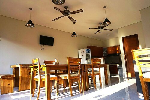 Sweet Corner Guest House, Prenota Affittacamere Hotel a Bali con parcheggio, Parcheggio
