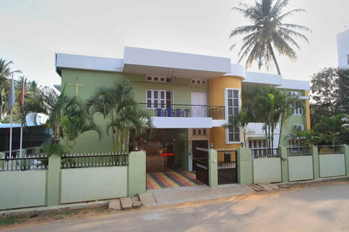 Msr Comforts by Oyo Rooms