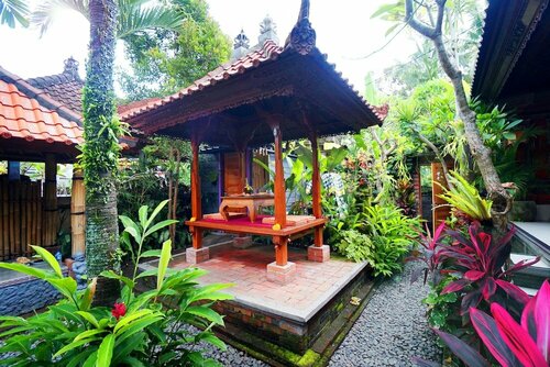 Asik Bali House Ubud, Забронировать Отель Отели Убуд с парковкой, рядом с Храм Пусеринг Джагат, Парковка