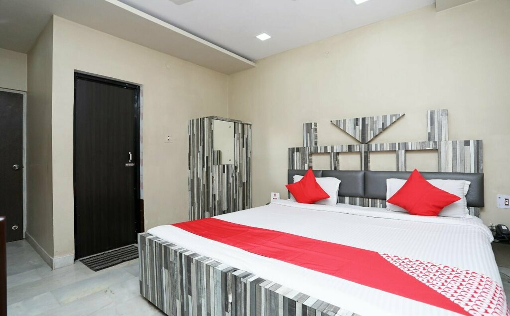 OYO 23385 The Prestige Hotel & Convention