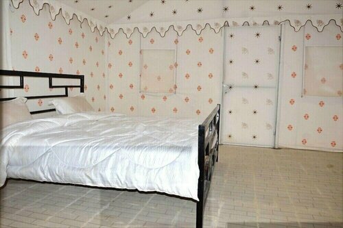 Thakur Ji Resort, Rezervovat Lázně / Resort Kanoi Rajasthan