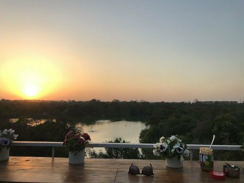 The Lazy Patio Homestay, Забронировать Отель Отели Нью-Дели с парковкой, Парковка