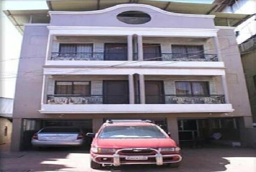 Hotel Mahabaleshwar Palace, Забронировать Отель Отели штата Махараштры с бассейном, Бассейн