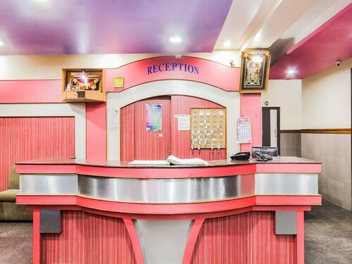 Spot on 49517 Hotel Hoysala Deluxe Lodging, Reservar Hotel Devaragudda 