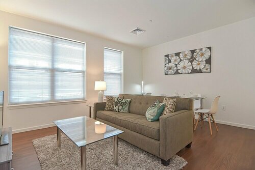 Global Luxury Suites East Boston, Забронировать Апарт-отель Отели Массачусетса с парковкой, Парковка