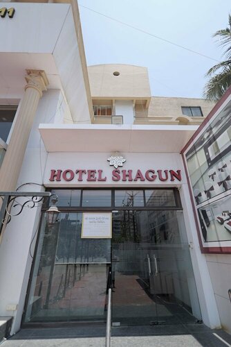 Hotel Shagun, Piplod City Centre Surat, Забронировать Отель Сурат штат Гуджарат
