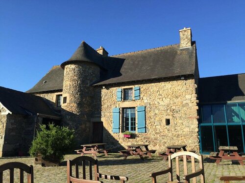 Auberge de Jeunesse Saint Brieuc, Забронировать Хостел Сен-Бриё 