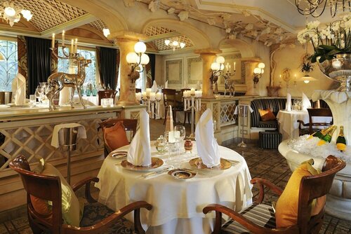 Relais & Châteaux Jagdhof Glashütte, Забронировать Отель Бад-Ласфе Rothaar Mountains