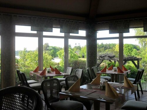 Landhotel Peters - zwischen zwei Seen, Забронировать Отель Вустров земля Мекленбург-Передняя Померания