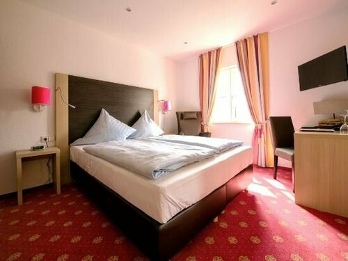 Hotel Beim Schupi Karlsruhe, Забронировать Отель Карлсруэ Баден-Вюртемберг