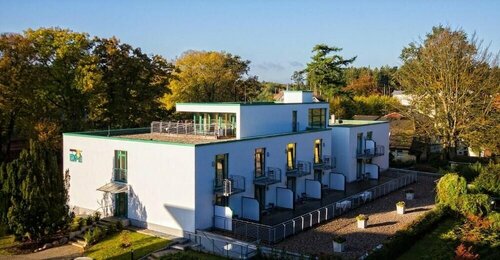 Hotel Edison, Забронировать Отель Отели Мекленбург-Померания с парковкой, Парковка