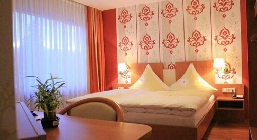 Hotel Linden, Забронировать Отель Кнюльвальд земля Гессен