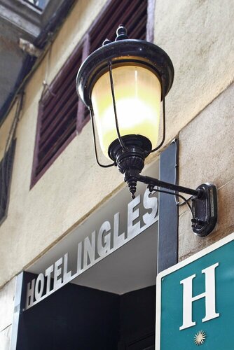 Hotel Inglés, Забронировать Отель Старый город Барселона, рядом с Музей современного искусства Барселоны