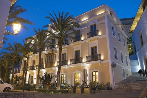 Mirador de Dalt Vila-Relais & Chateaux, Забронировать Отель Отели Ибица 5 звезд, рядом с Порт Ивисы, 5*