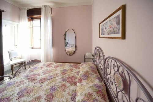 Liberty GuestHouse, Забронировать Отель Отели Лукки 3 звезды, рядом с Кафедральный собор Лукки, 3*