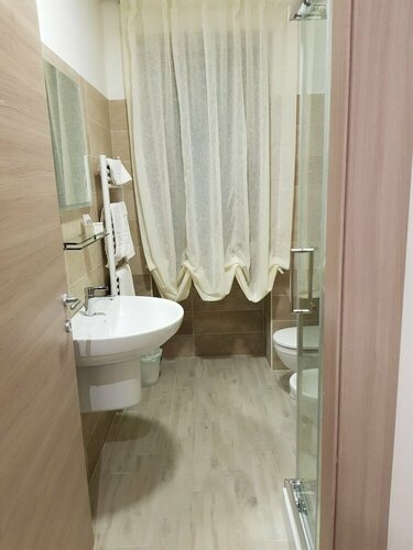 La Suite, Забронировать Гостевой дом Отели Кассино с завтраком, Завтраки