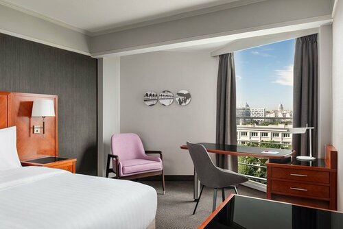 Paris Marriott Rive Gauche Hotel & Conference Center, Забронировать Отель Отели Парижа по системе «всё включено», рядом с Распай, Всё включено