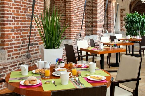 Alliance Lille - Couvent Des Minimes, Rezervasyon Otel Vieux Lille Lille, Wazemmes Kapalı Pazarı yakınında