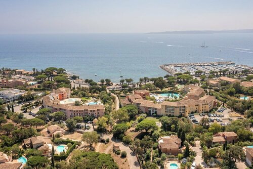 Résidence Pierre & Vacances Premium Les Calanques des Issambres, Забронировать Отель Леp-Иссамбр Сен-Тропе залива