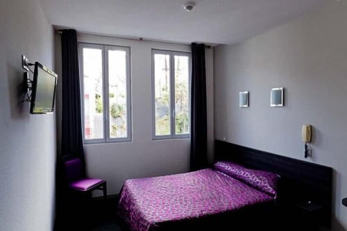 Hotel Saint Etienne, Rezerwuj Hotel Hotele w Hautes-Pyrénées z wyżywieniem, Półpełne / Pełne wyżywienie
