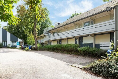 Kyriad Direct Nancy Sud -Vandoeuvre, Забронировать Отель Отели Нанси с парковкой, Парковка