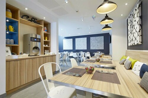 Kyriad Hotel Brest, Забронировать Отель Брест Finistère, рядом с Brest Tourism Office
