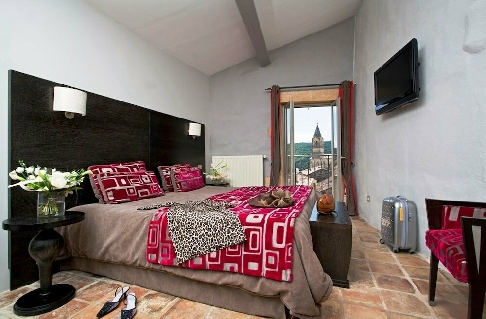 Hostellerie Le Castellas