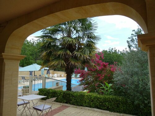 Hôtel Bon Encontre, Забронировать Отель Сарла-ла-Канеда Dodogne Valley