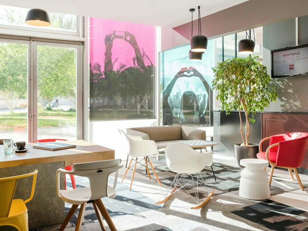 B&B HOTEL Lyon Caluire Cité Internationale