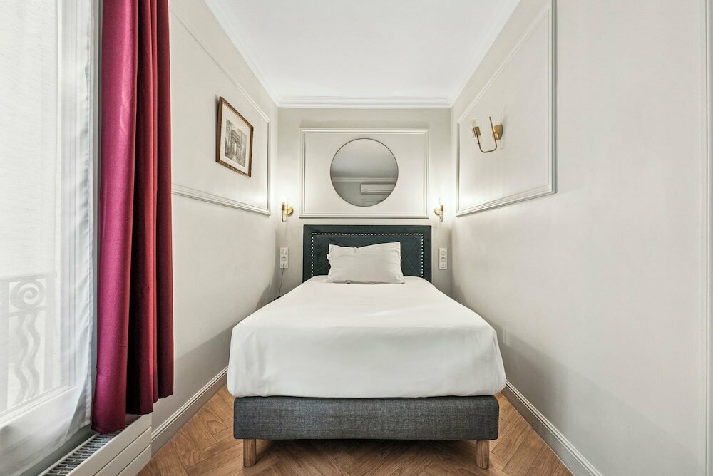 Le Clery Hotel Paris