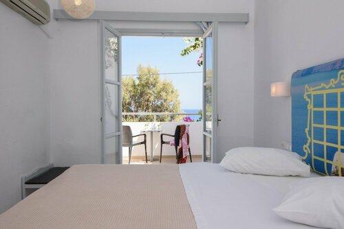 RK Beach Hotel, Забронировать Отель Отели Санторини с бассейном, рядом с Пляж Камари, Бассейн