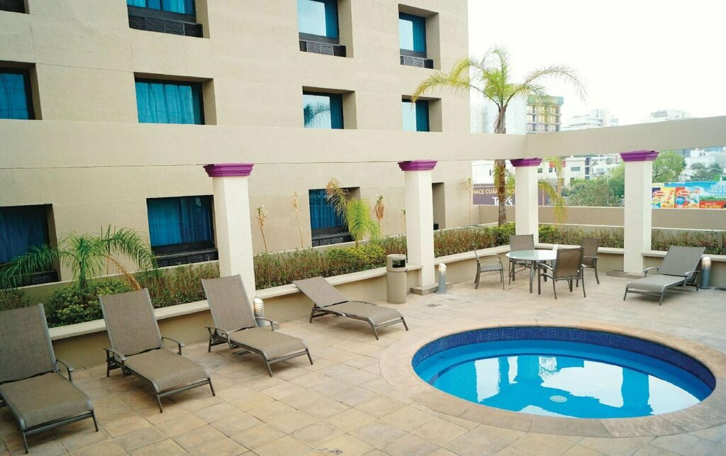 CHN Hotel Monterrey Centro, Trademark Collection by Wyndham