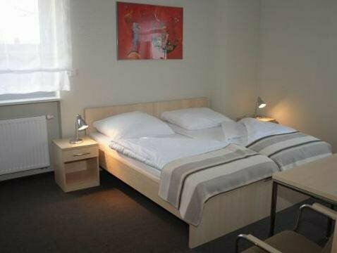 Hotel Mtj, Забронировать Отель Любонь Великопольское воеводство