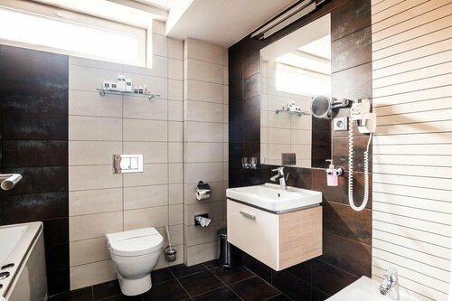 Hotel Deluxe, Rezervați Hotel Nitra Nitriansky kraj, aproape de Agrokomplex Nitra